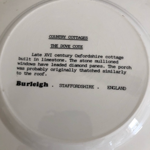 Vtg Staffordshire Plate with Cottage Design - Picture 4 of 9